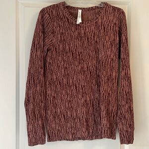 Athleta Burgundy Mauve Patterned long sleeve shirt